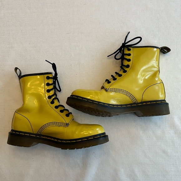 Vintage 1990’s Dr Martens Women’s Smooth Yellow Lace Up Boots - Picture 6 of 16